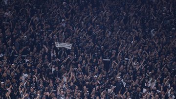 Torcida do Corinthians manda pix a jogador - Getty Images
