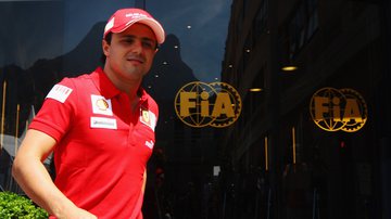 Em entrevista ao GE, corredor brasileiro acredita que os envolvidos no escândalo de Singapura não foram penalizados após batida proposital de Nelson Piquet Jr - GettyImages