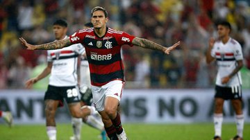 Técnico Jorge Sampaoli demorou duas semanas, mas teve sua primeira conversa direta com atacante Pedro sobre polêmicas envolvendo ex-preparador do Flamengo - GettyImages