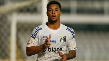 Santos recebe proposta por Marcos Leonardo - Getty Images