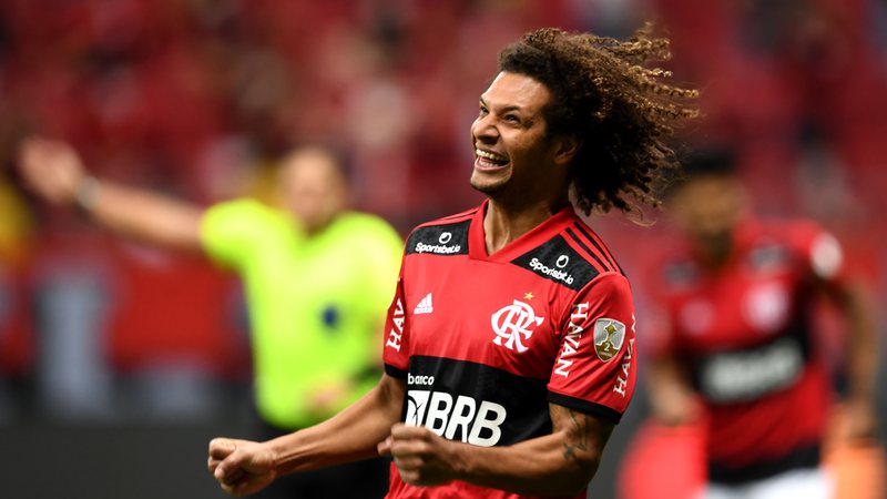 Volante ex-jogador do Flamengo, Willian Arão chegou a receber sondagens de times brasileiros e da Arábia Saudita, mas já está com destino certo - GettyImages