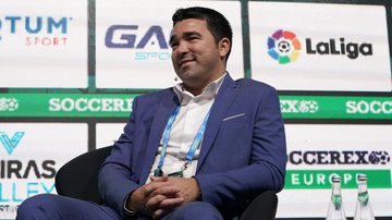 Deco é apresentado como diretor esportivo do Barcelona - GettyImages
