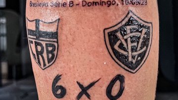 Torcedor do CRB faz tatuagem inusitada em homenagem à goleada - Reprodução / Twitter: @crboficial