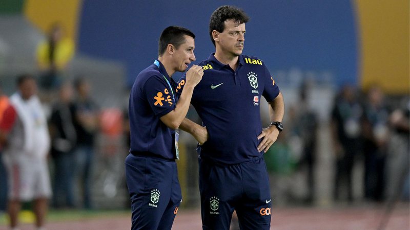 Fernando Diniz define substitutos de Vanderson e Renan Lodi; confira - Getty Images