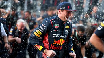 Verstappen comemora quebra de seu antigo recorde de vitórias - Getty Images