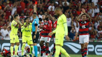 CBF divulga áudio do VAR de Flamengo e Palmeiras - Getty Images