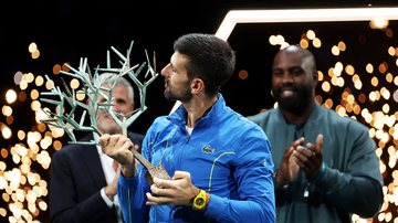 Djokovic supera Dimitrov e é campeão do ATP 1000 de Paris pela sétima vez - Getty Images