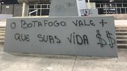 Muros do Nilton Santos pichados - Reprodução / Twitter