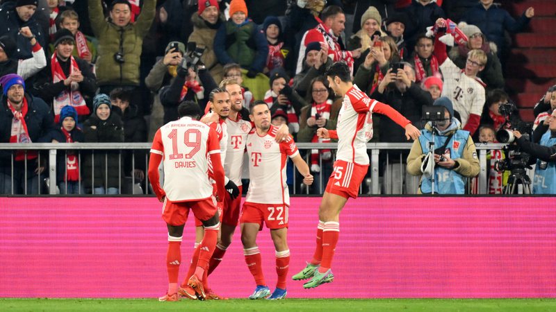 Bayern vence com dois gols de Kane na Bundesliga - Getty Images