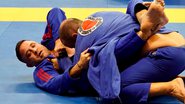 Professor de jiu-jítsu Fabrício Lopes utiliza as competições para evoluir tecnicamente - Divulgação