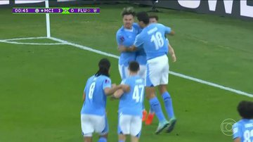 Julián Álvarez marca gol relâmpago e Manchester City abre o placar - Reprodução / Globo