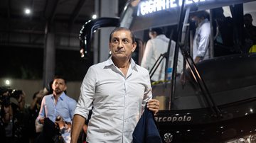 Vasco continua negociação para renovação de contrato de Ramón Díaz - Leandro Amorim / Vasco