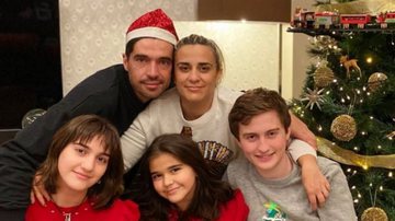Abel Ferreira e família - Reprodução / Instagram