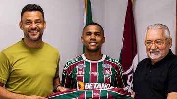 Douglas Costa - Divulgação / Fluminense