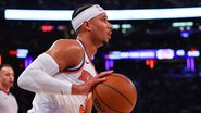 Josh Hart defendendo o Knicks na NBA - Getty Images