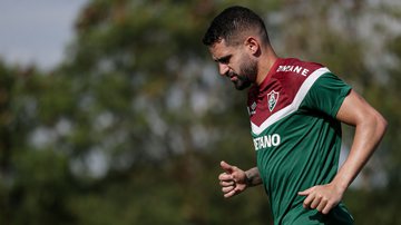 Renato Augusto chega no Fluminense e faz revelação sobre Diniz: “Sempre...” - Lucas Merçon / Fluminense