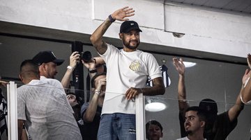 Neymar no jogo do Santos - Getty Images