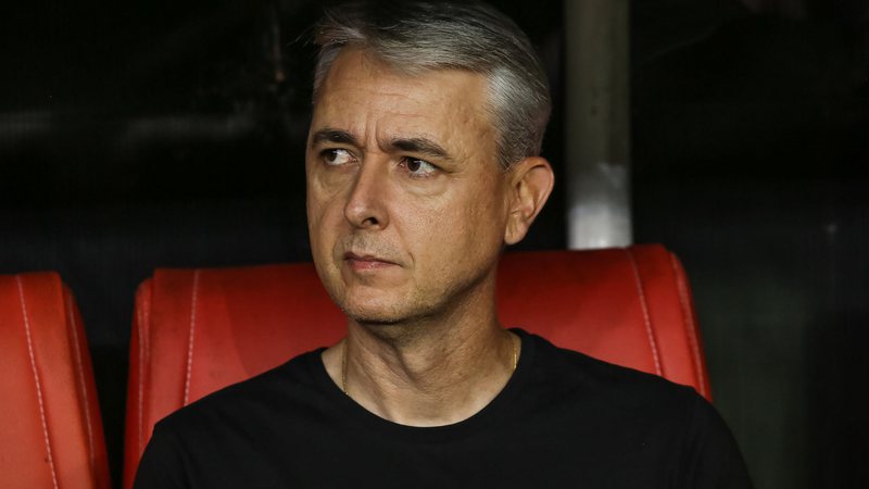 Tiago Nunes se retrata de fala sobre jogadores - Getty Images