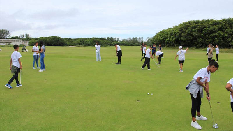 Projeto utiliza o golfe como ferramenta de inclusão - Divulgação/Campo Olímpico de Golfe