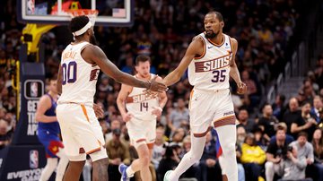 Suns batem Nuggets na NBA - Getty Images