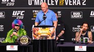 Sean O'Malley, Dana White e Marlon Vera participam da Coletiva de Imprensa do UFC 299 - Chris Unger/Zuffa LLC