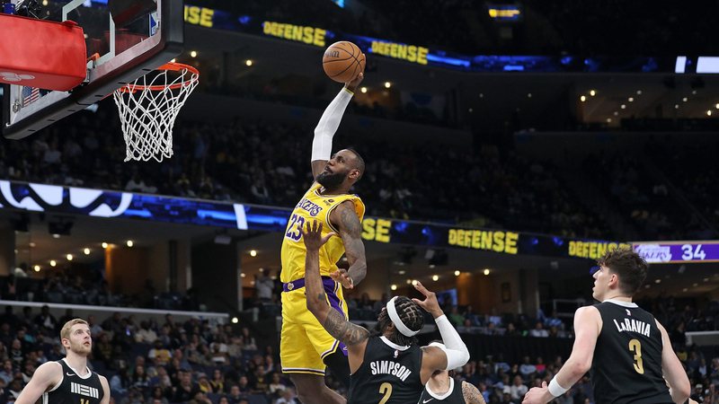 Lakers vencem os Grizzlies na NBA - Getty Images