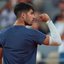 Carlos Alcaraz atropela Wolf na estreia de Roland Garros