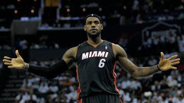 LeBron James campeão com o Miami Heat - Getty Images