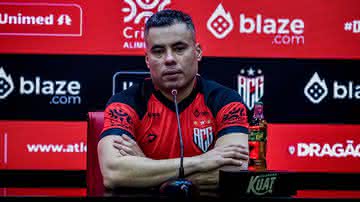 Jair Ventura, técnico do Atlético-GO - Ingryd Oliveira/ACG
