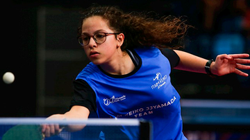 Beatriz Fiore é a atual número 149 do ranking juvenil feminino - Foto: CBTM