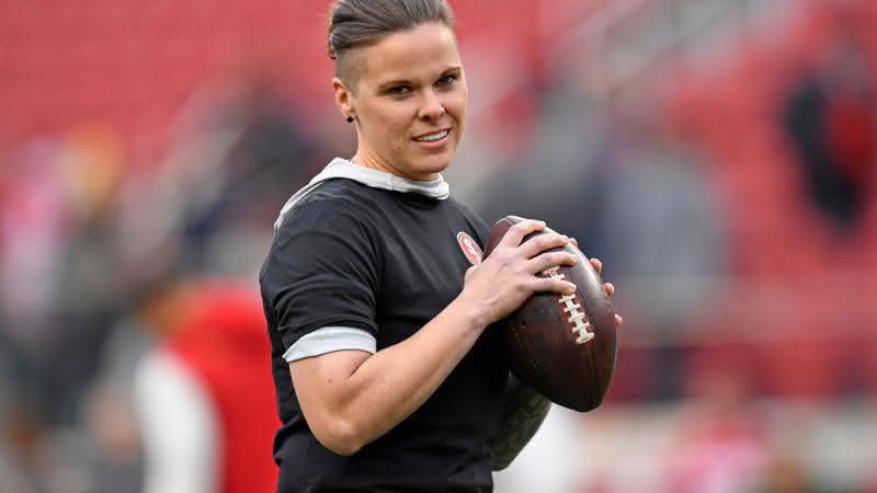 Katie Sowers está na equipe técnica do San Francisco 49ers desde 2017 - Getty Images