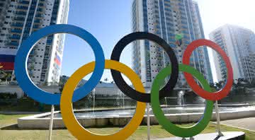 Aros olímpicos instalados no Rio de Janeiro em 2016 - Alexandre Vidal/Rio 2016