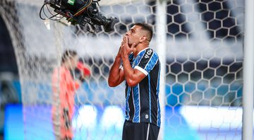 Diego Souza em ação com a camisa do Grêmio - Lucas Uebel / Grêmio