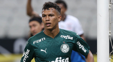 Gabriel Veron em ação pelo Palmeiras - Getty Images