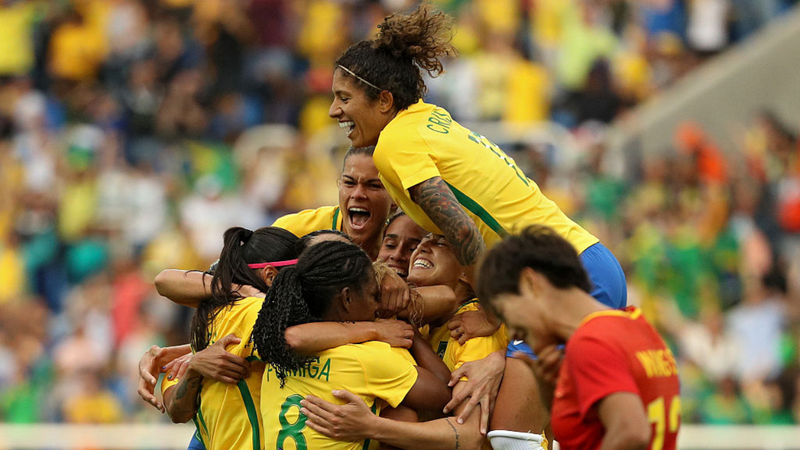 Seleção Brasileira feminina estreia camisa sem estrelas do masculino - GettyImages