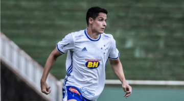 Matheus Barbosa em ação pelo Cruzeiro - Gustavo Aleixo/Cruzeiro
