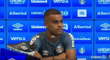 Alisson é titular da equipe de Renato Gaúcho - Transmissão TV Grêmio