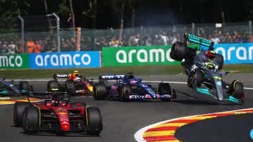 Fernando Alonso se pronunciou sobre a polêmica com Lewis Hamilton na F1 - GettyImages