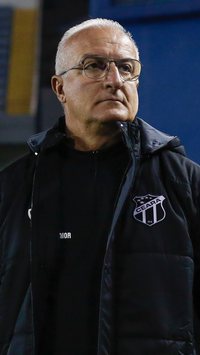 Flamengo anuncia Dorival Jr. para o lugar de Paulo Sousa