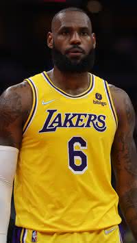 Dona dos Lakers abre o jogo sobre aposentadoria de LeBron James