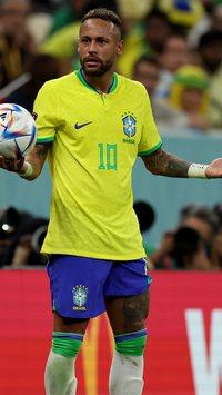 Médico da seleção atualiza situação de Neymar, após lesão