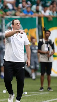 Rogério Ceni discute com atleta do São Paulo