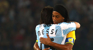Ligados ao PSG, Ronaldinho Gaúcho e Messi nutrem grande amizade - GettyImages