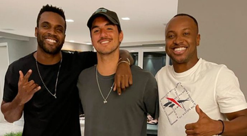 Gabriel Medina visita Thiaguinho e Rafael Zulu - Reprodução/Instagram