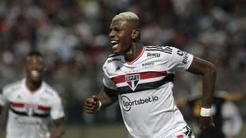 Arboleda pode voltar a jogar contra Atlético-MG - Rubens Chiri / São Paulo FC