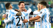 Messi e os jogadores da Argentina comemorando a vitória diante da Bolívia na Copa América - GettyImages