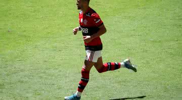 Arrascaeta está cada vez mais próximo de acertar renovação com o Flamengo - GettyImages