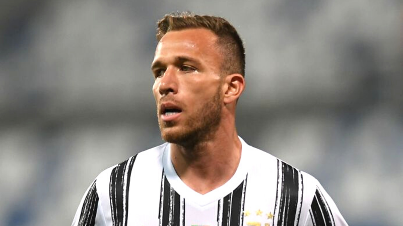 Arthur, jogador da Juventus em campo pelo time - GettyImages