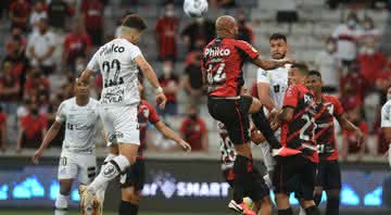 Athletico-PR e Santos duelaram no Campeonato Brasileiro - Ivan Storti / Santos FC / Flickr