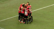 Jogadores do Athletico comemorando o gol diante do Fortaleza pelo Brasileirão - Transmissão Premiere